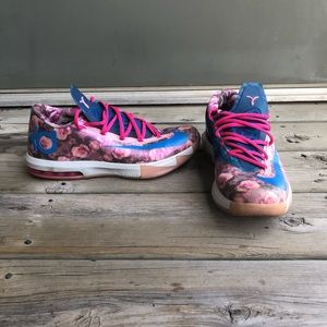 Nike KD 6 Aunt Pearl